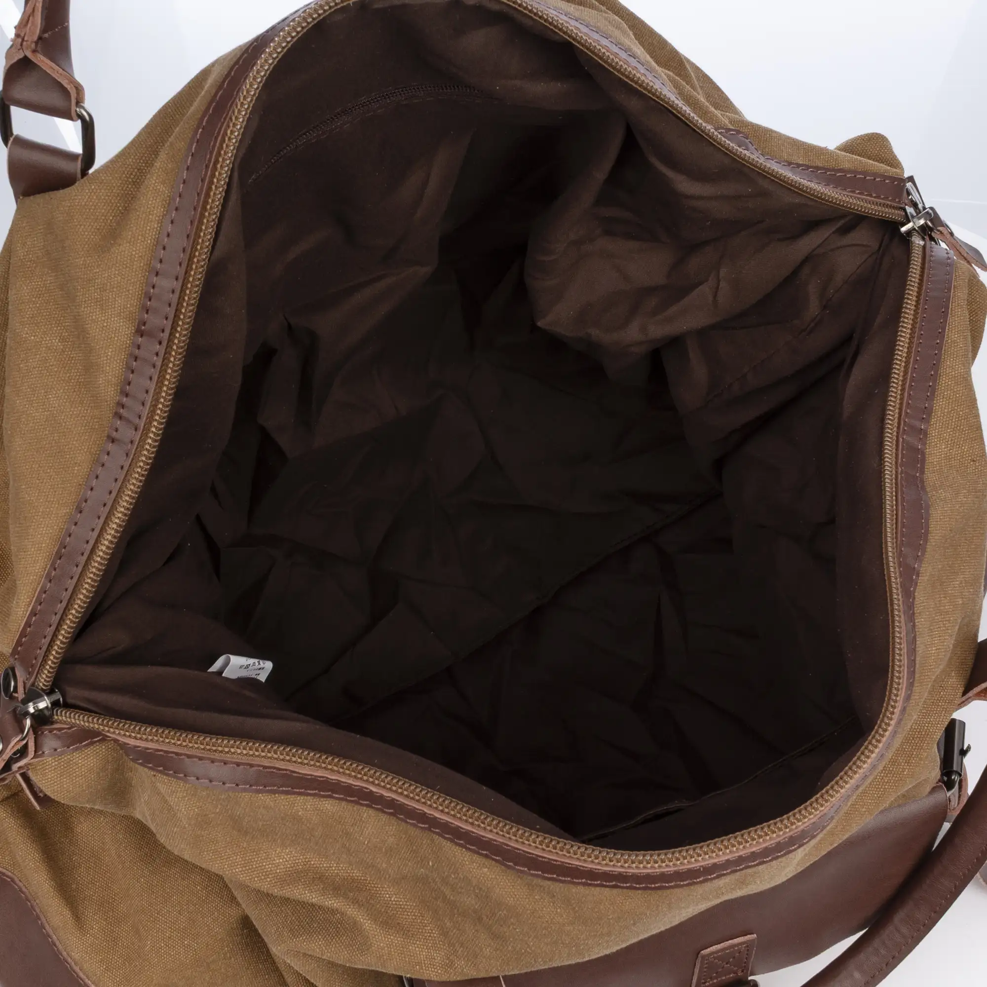 Barbariga bolso de viaje. De lona canvas premium combinada con piel.