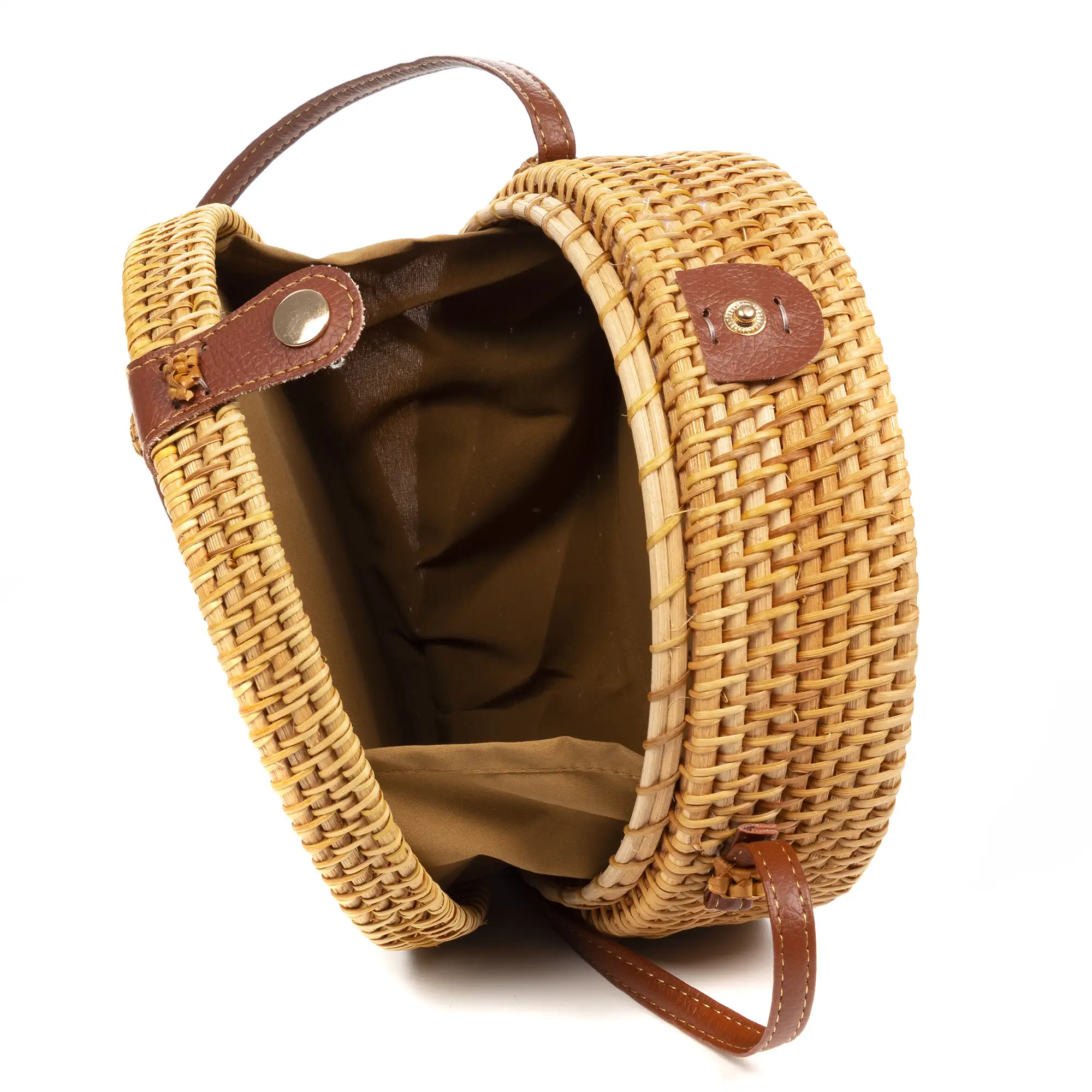 Zanica bolso bandolera de ratán.