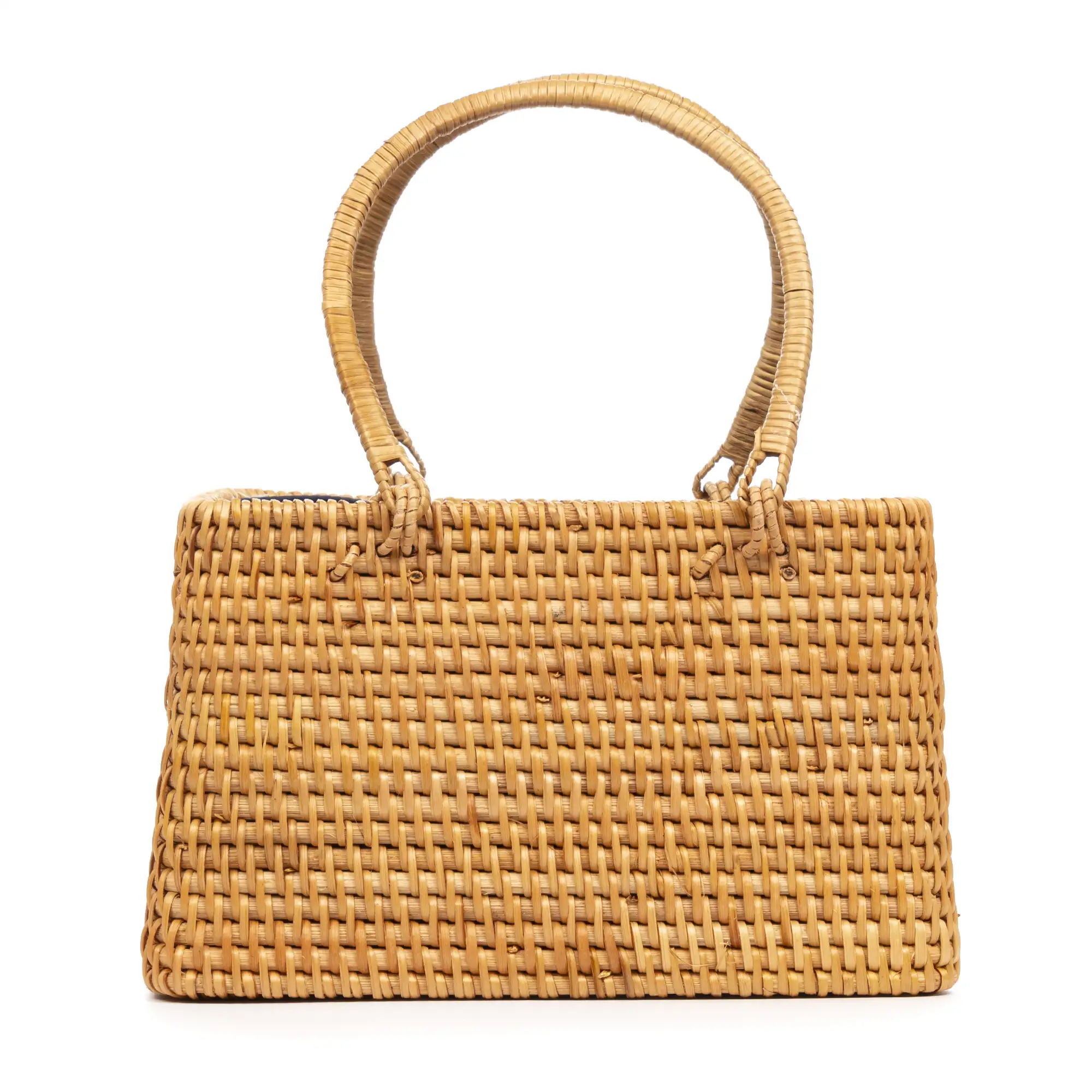 Volturara bolso tote de ratán.