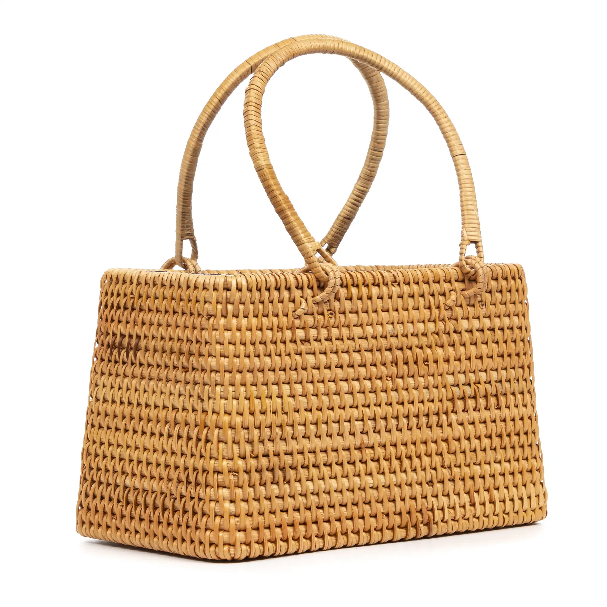 Volturara bolso tote de ratán.