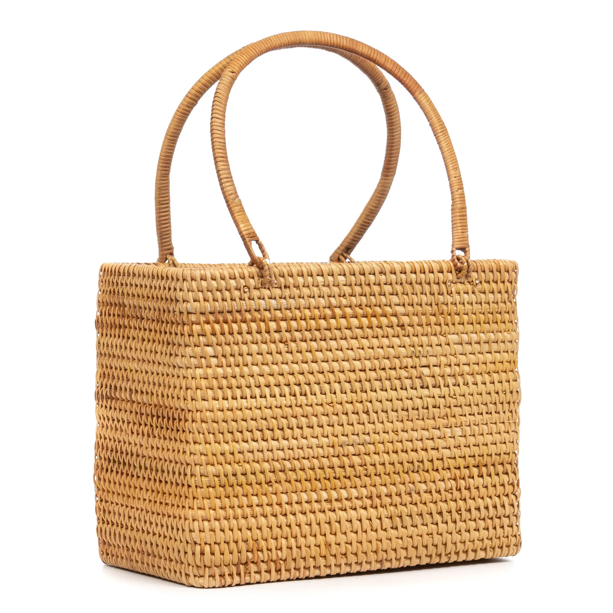 Volturino bolso tote de ratán.