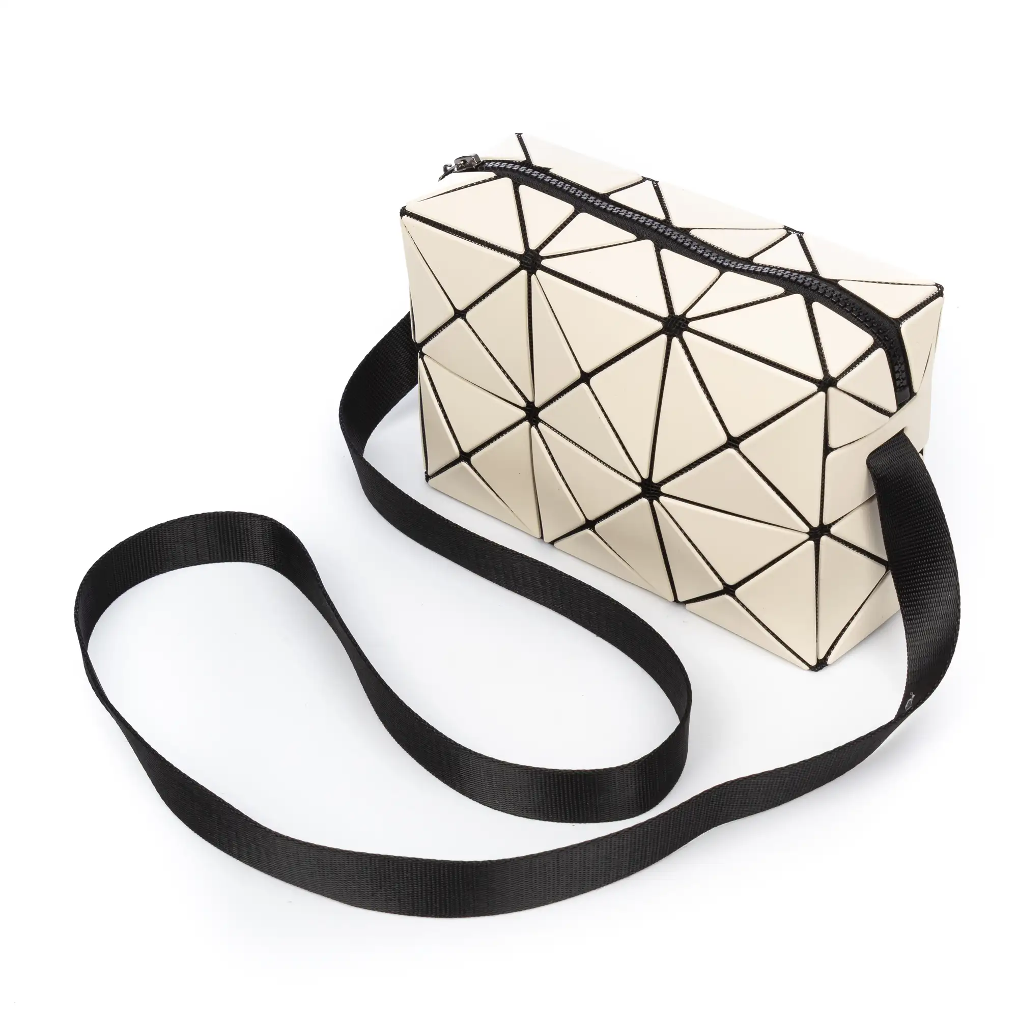 Aso bolso bandolera de diseño geométrico.