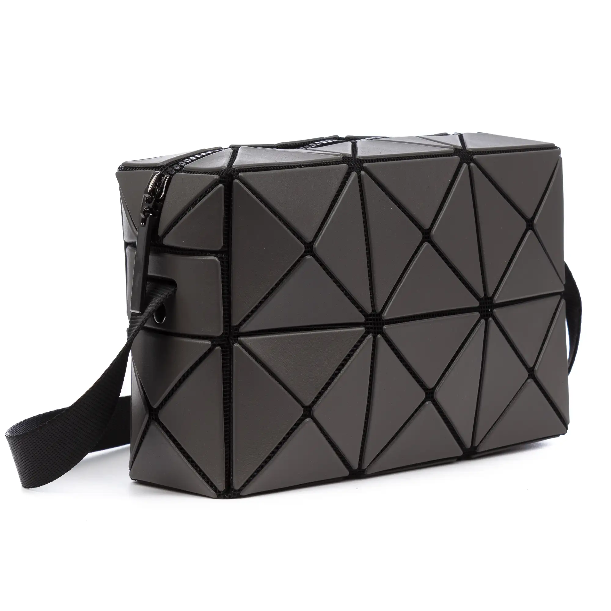 Aso bolso bandolera de diseño geométrico.