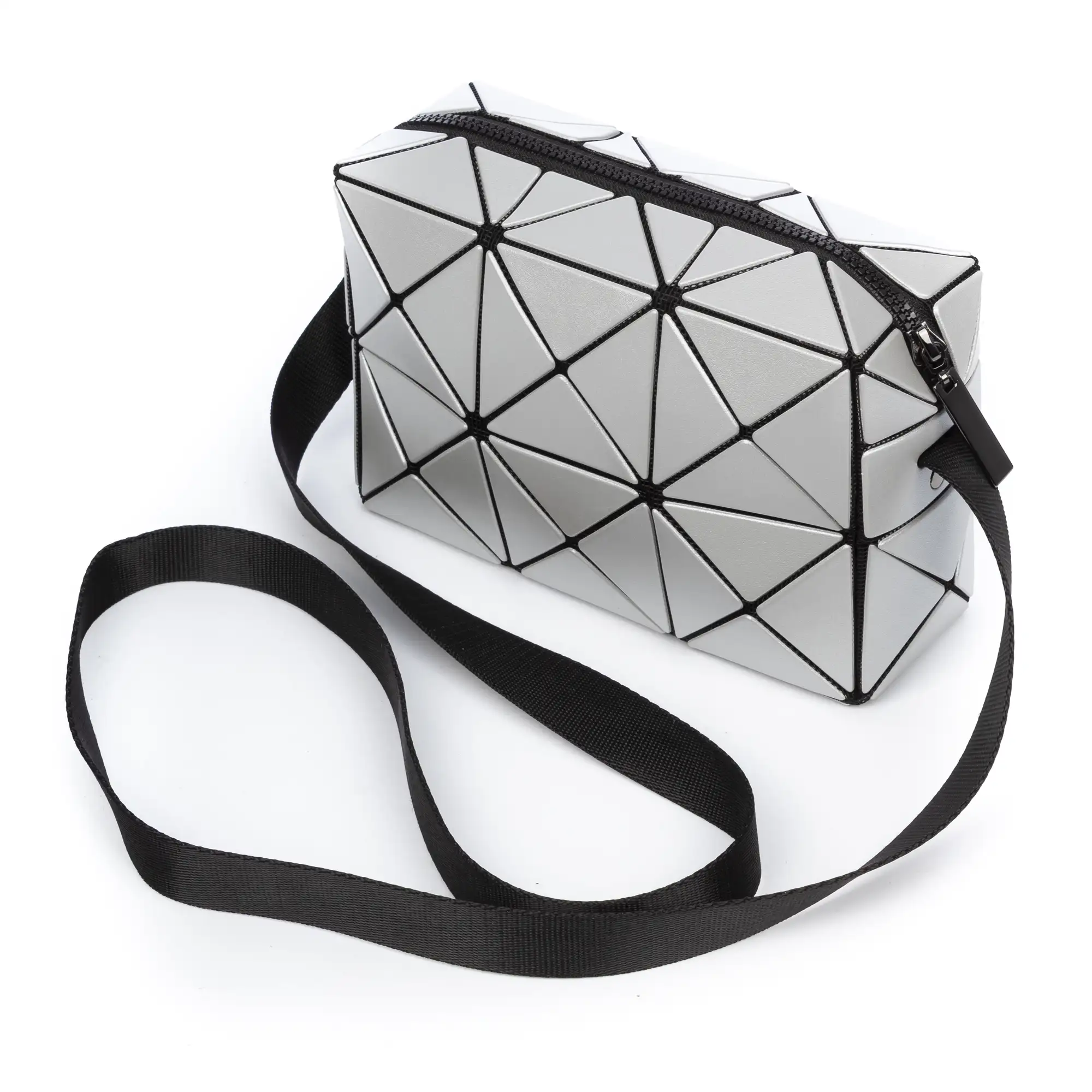 Aso bolso bandolera de diseño geométrico.