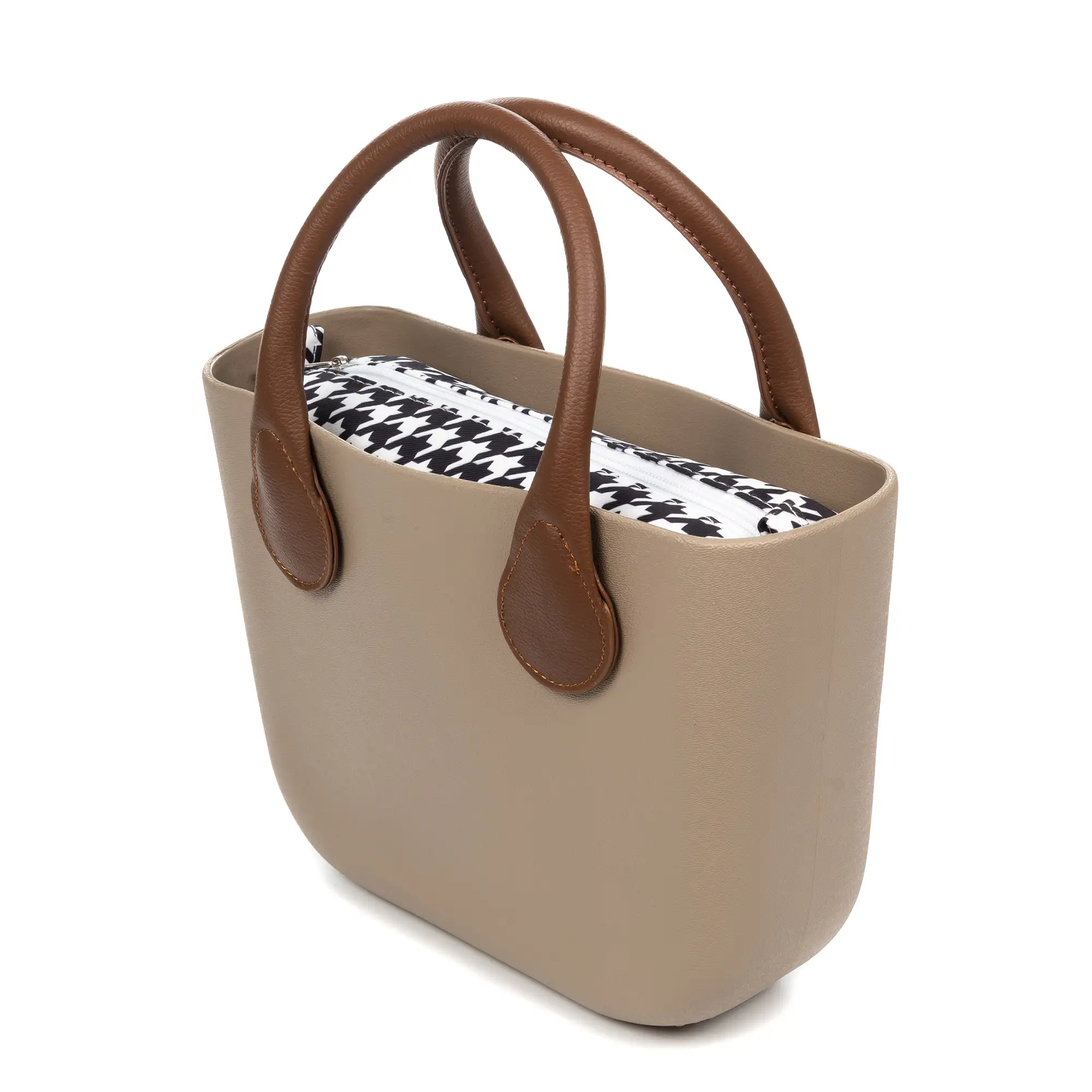 Villanterio bolso de mano de goma EVA con bolso interior estampado. Asas y bolsa de relleno intercambiables.