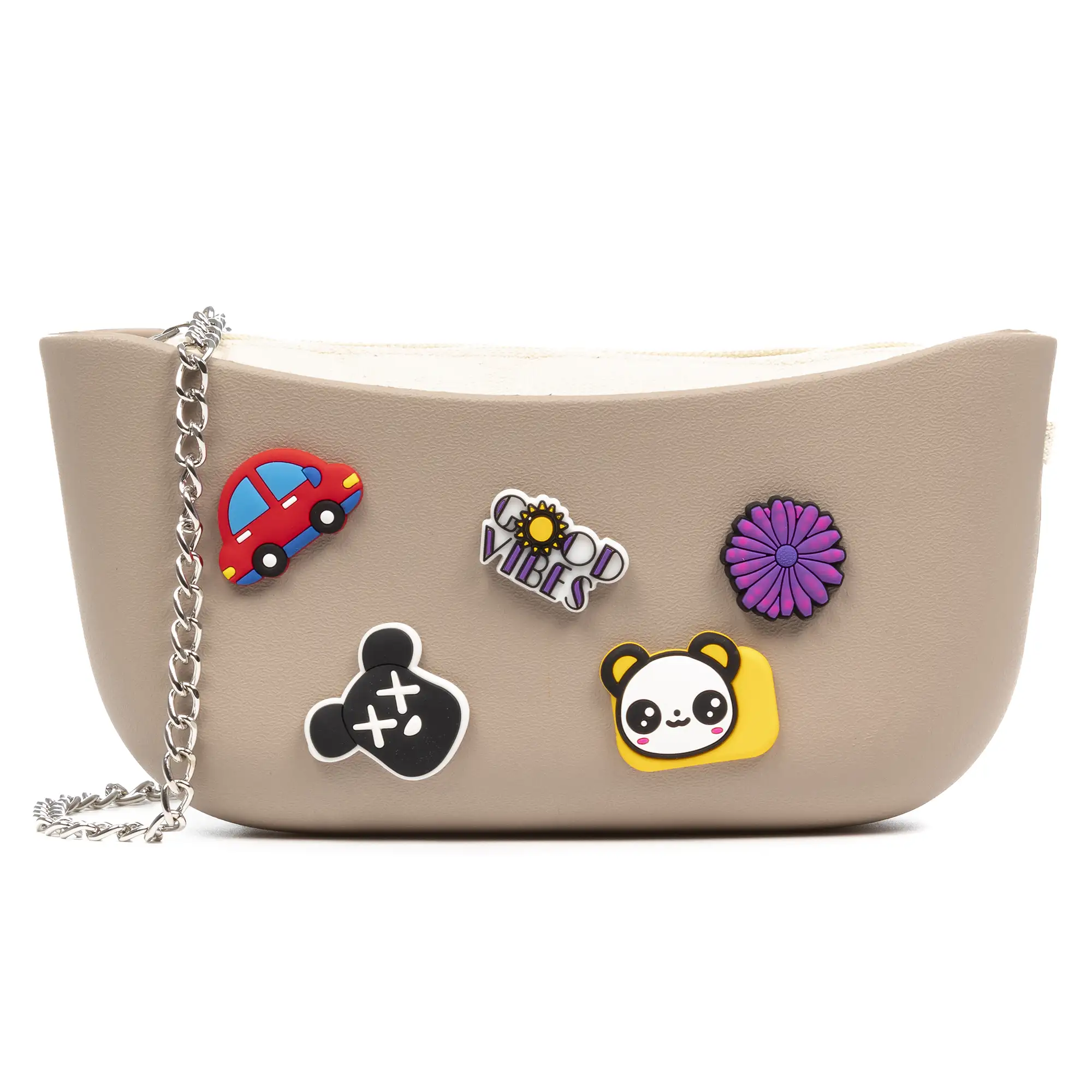 Villaricca bolso bandolera, de goma eva con correa y bolsa interior.