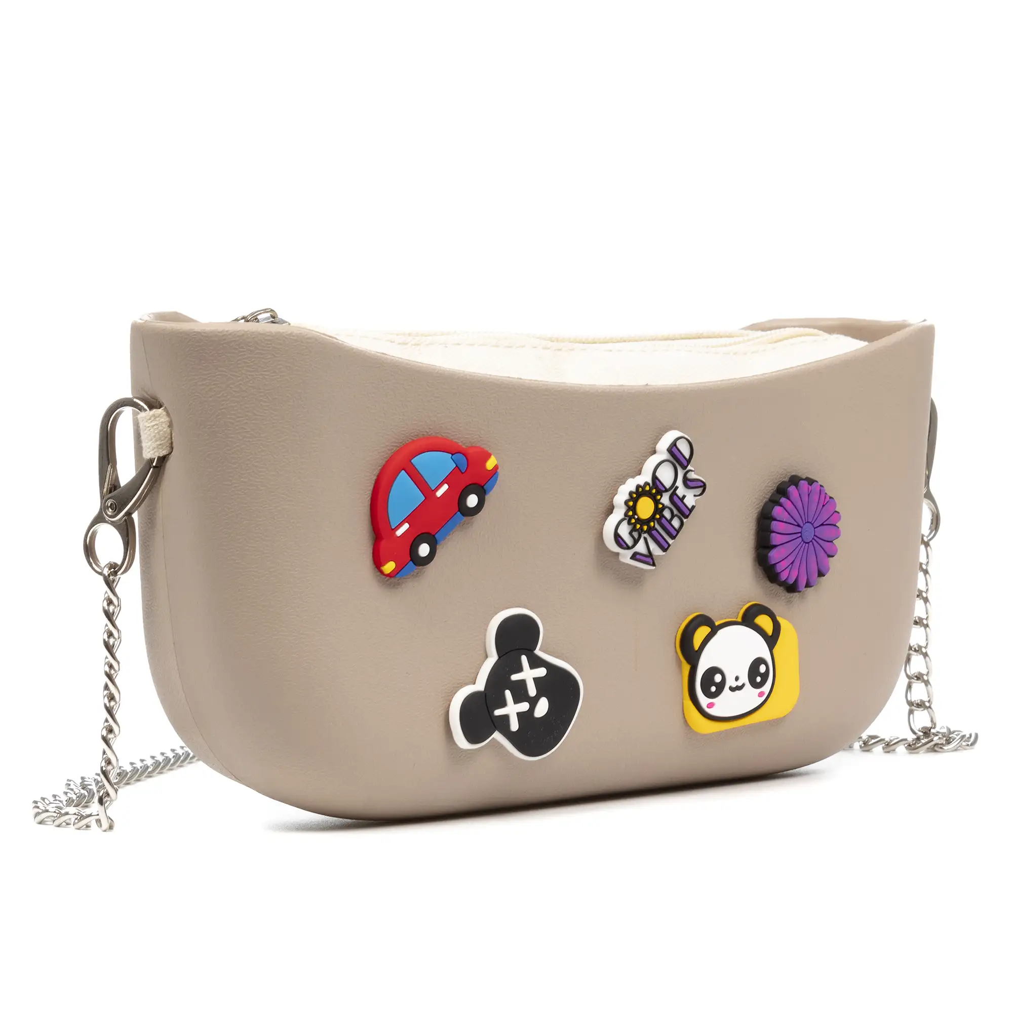 Villaricca bolso bandolera, de goma eva con correa y bolsa interior.